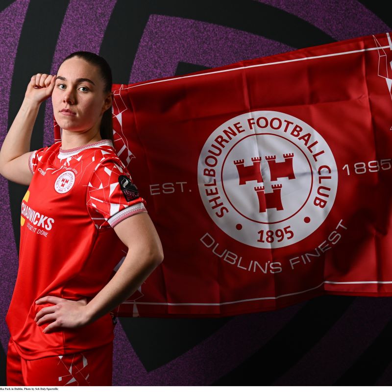 Shelbourne FC "Dublin's Finest' Flag - 60 x 90cm